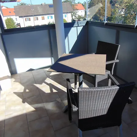 Heimfeld Restaurant Cafe Hotel Garching an Der Alz