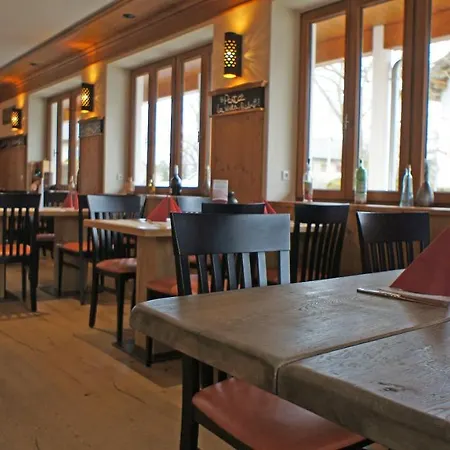 מלון Heimfeld Restaurant Cafe
