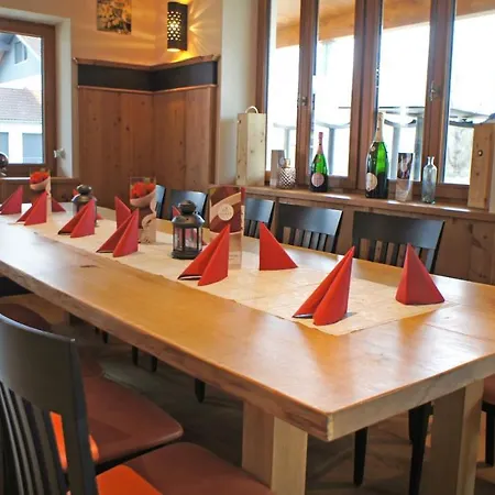 Heimfeld Restaurant Cafe מלון 3*