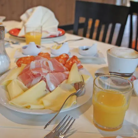 Heimfeld Restaurant Cafe 3*