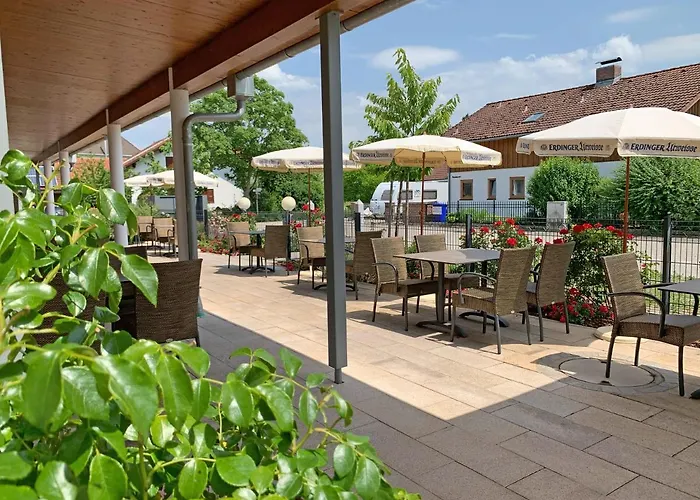 ホテル Heimfeld Restaurant Cafe Garching an Der Alz